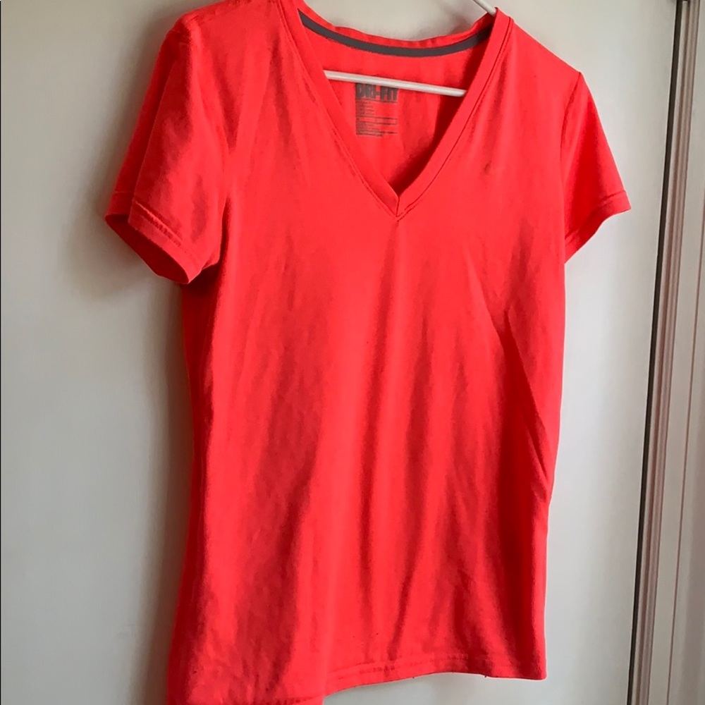 Nike dry fit workout shirt